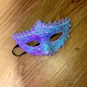 NWOT Masquerade Mask- Baby blue with silver and iridescent accents and sequins.